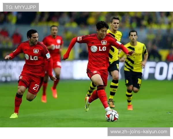 勒沃库森定位球形成威胁