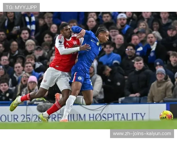 切尔西十人顽强逼平阿森纳，纪律成讨论点